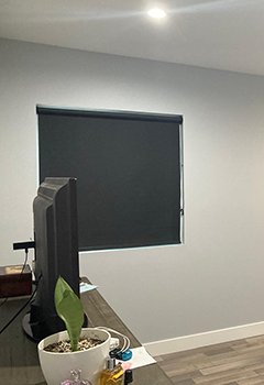 Custom Blackout Roller Shades in Hawthorne